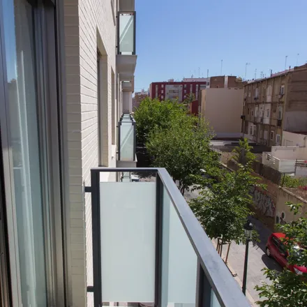 Image 1 - Peris i Valero - Sapadors, Avinguda de Peris i Valero, 46006 Valencia, Spain - Apartment for rent