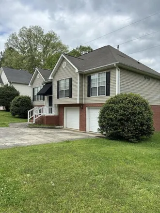Rent this 3 bed house on Old Lee Highway in Chattanooga, TN 37363