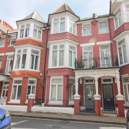 Rent this 1 bed room on Elms Avenue in Eastbourne, BN21 3DL