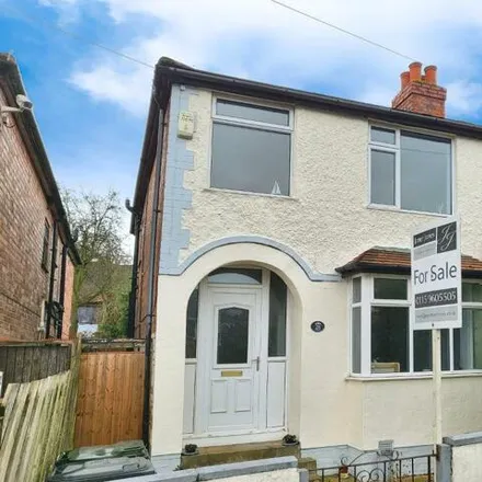 Buy this 3 bed duplex on 28 Hallam Road in Carlton, NG3 6HP