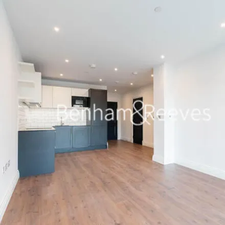 Rent this 1 bed room on Bogart House in Uxbridge Road, London