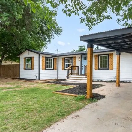 Buy this 3 bed house on 305 North Mansfield Street in Pleasanton, TX 78064