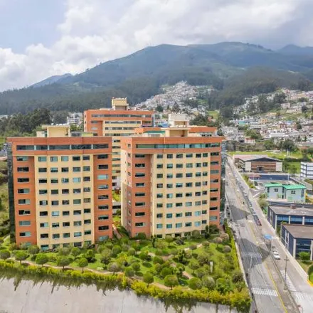 Rent this 3 bed apartment on Stacey Leonor in 170104, Quito