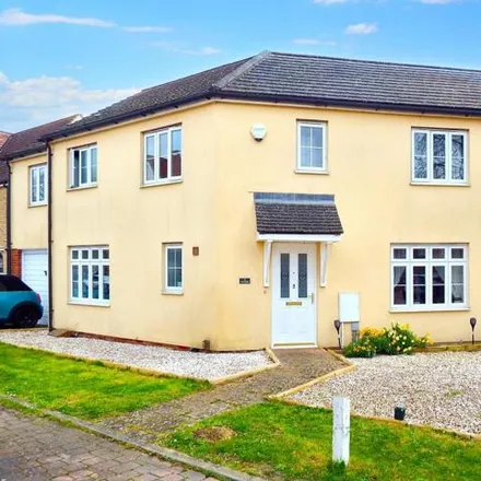 Buy this 4 bed house on Great Gables in North Hertfordshire, SG1 6GN