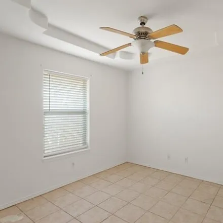 Image 9 - Robin, Thrasher Terrace Colonia, Pharr, TX 78502, USA - House for rent