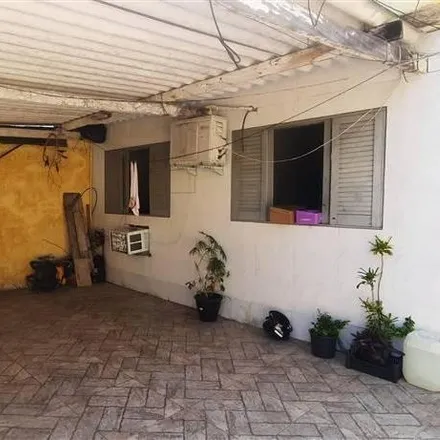 Buy this 3 bed house on Rua Garanhuns in Vila Ponte Nova, São Vicente - SP