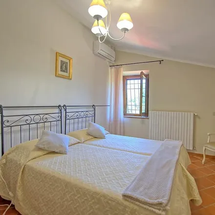 Rent this 4 bed house on Civitella in Val di Chiana in Arezzo, Italy