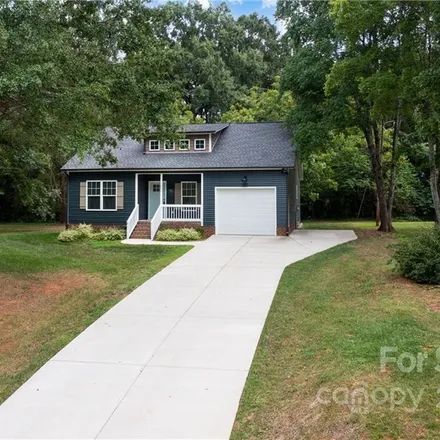 Buy this 3 bed house on 1071 Ragin Lane in Shadowbrook, Rock Hill