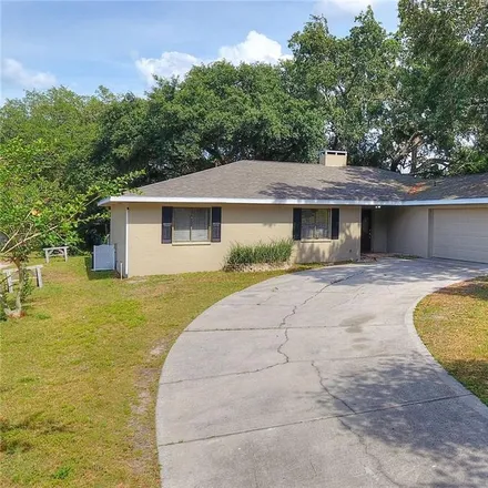 Buy this 3 bed house on 5036 Lochinvar in Lakeland, FL 33813