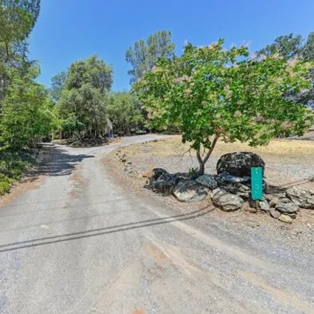 Image 3 - 1555 American River Trl, California, 95614 - House for sale