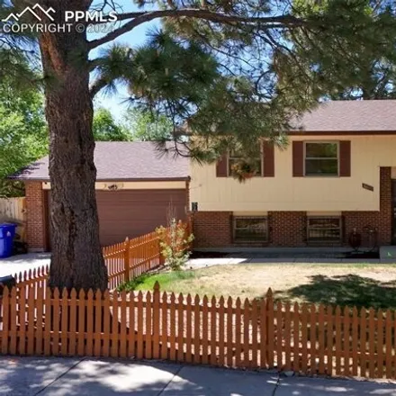 Buy this 6 bed house on 6661 Pawnee Circle in Cimarron Hills, El Paso County