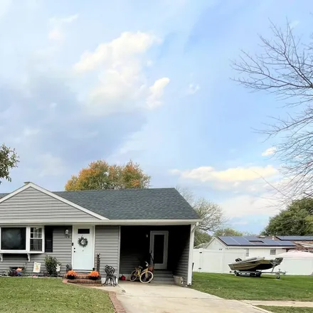Buy this 3 bed house on 128 Michigan Road in Pennsville Township, NJ 08070