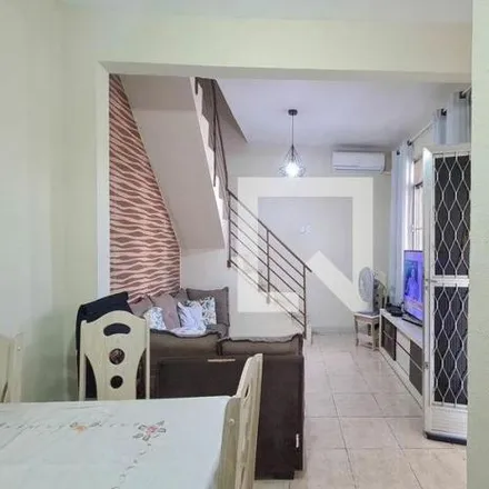 Buy this 3 bed house on Rua Mendes in Cascadura, Rio de Janeiro - RJ