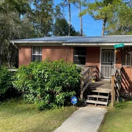 Buy this 3 bed house on 14176 Northwest 166th Place in Alachua, FL 32615