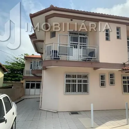 Buy this 7 bed house on Servidão Leonel Domingos da Silva in Ingleses do Rio Vermelho, Florianópolis - SC