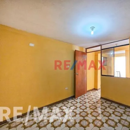 Image 2 - Repsol, Avenida Carlos Alberto Izaguirre, Las Palmeras, Lima Metropolitan Area 15301, Peru - Apartment for sale