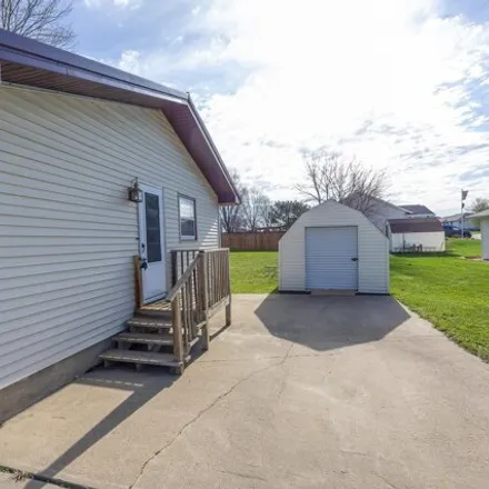 Image 4 - 357 Lincoln Drive, Alcester, Alcester Township, SD 57001, USA - House for sale