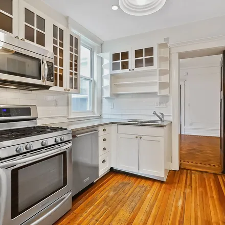 Rent this 3 bed apartment on 1076 Union Street in New York, NY 11225