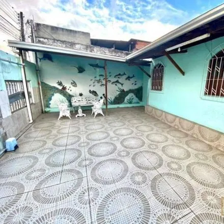 Buy this 3 bed house on Rua Antônio Teixeira Gonçalves in Farolândia, Aracaju - SE