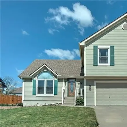 Buy this 3 bed house on 7500 North Marsh Avenue in Kansas City, MO 64158