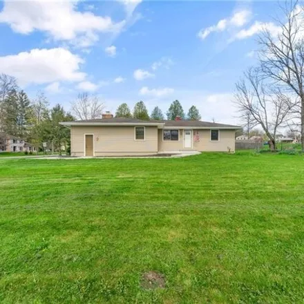 Buy this 2 bed house on 7779 Burgess Run Road in Mahoning County, OH 44514
