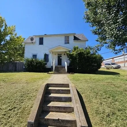 Buy this 4 bed house on 610 Walnut Street in Thayer, Oregon County