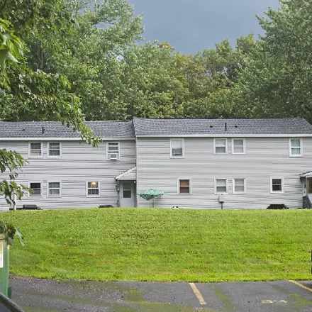 Rent this 1 bed room on 7 Devonshire Lane in Londonderry, NH 03053
