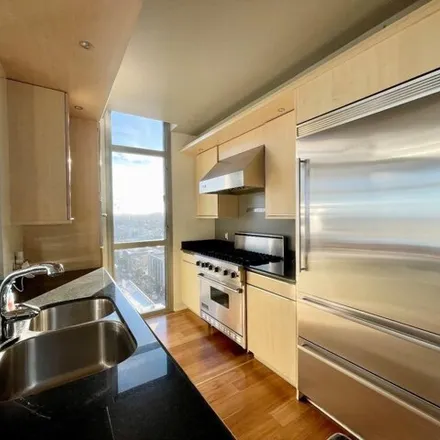 Image 2 - 229 Brannan Street, San Francisco, CA 94107, USA - Apartment for rent