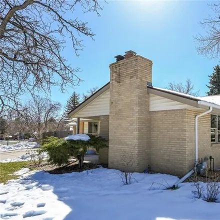 Image 3 - 9878 West 77th Avenue, Arvada, CO 80005, USA - House for sale
