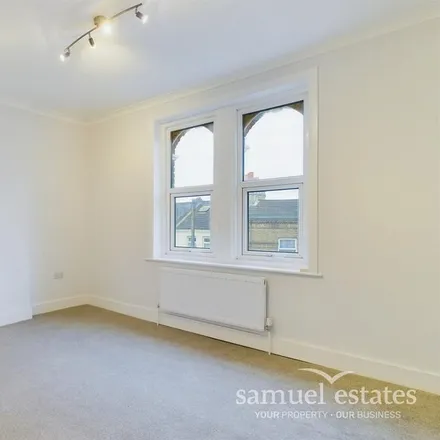 Rent this 2 bed apartment on Albert Road in London, SE25 4JE