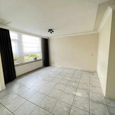 Rent this 3 bed apartment on Steenmarter 10 in 5508 MZ Veldhoven, Netherlands