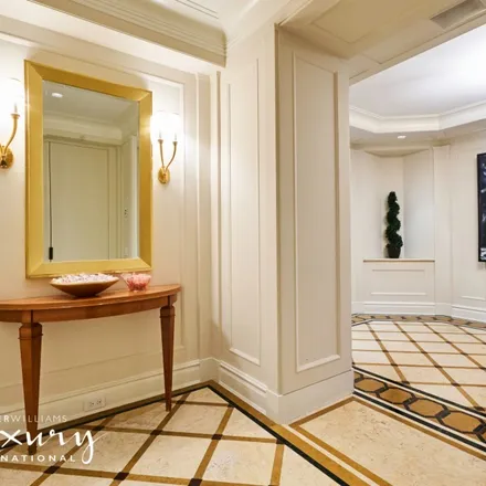 Buy this 4 bed condo on 610 Park Avenue in New York, NY 10065