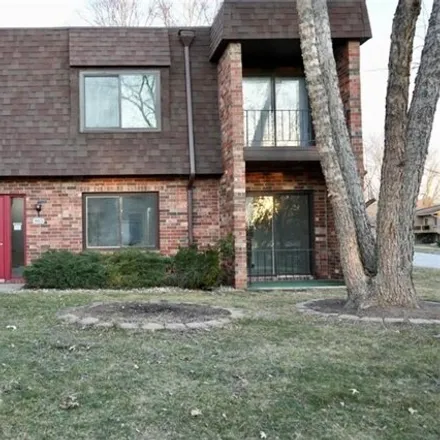 Buy this 2 bed condo on 4533-4541 Woodland Avenue in West Des Moines, IA 50266