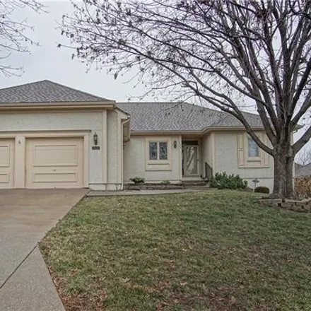 Buy this 3 bed house on 7964 West 118th Terrace in Overland Park, KS 66210