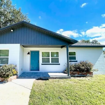 Buy this 4 bed house on 427 California Avenue in Saint Cloud, FL 34769