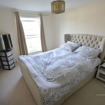 Rent this 2 bed apartment on Merrifield COurt in Welwyn Garden City, AL7 4SG