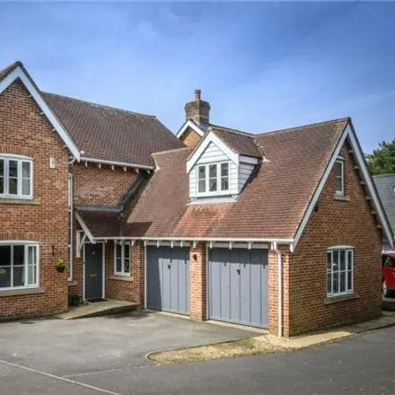 Buy this 4 bed house on 5 Pinetum Close in Devizes, SN10 5EW