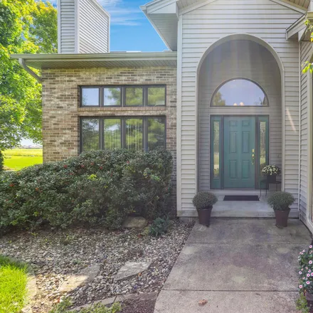 Image 2 - 1505 Sussex Court, Champaign, IL 61821, USA - House for sale