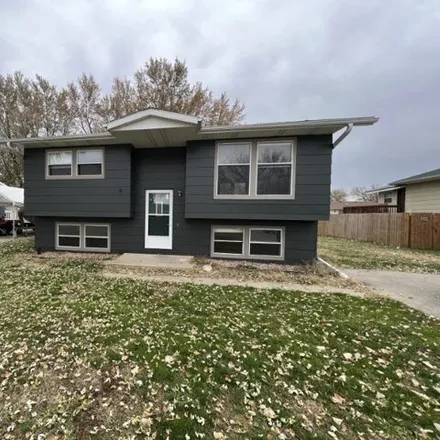 Buy this 4 bed house on 464 Lakeshore Drive in North Sioux City, SD 57049