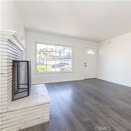 Image 6 - Alley 87275, Los Angeles, CA 91405, USA - House for sale