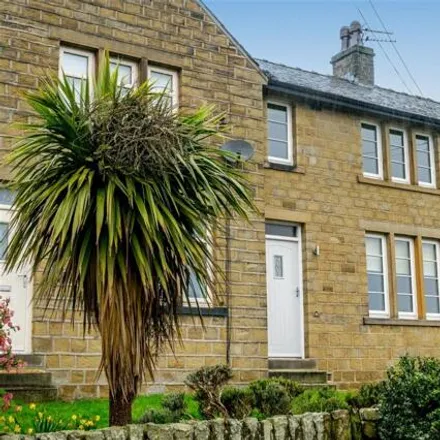 Buy this 3 bed townhouse on Yew Tree Road in Shepley, HD8 8DT