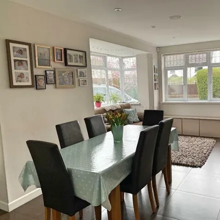 Image 5 - Lavernock Road, Penarth, CF64 3QF, United Kingdom - House for sale