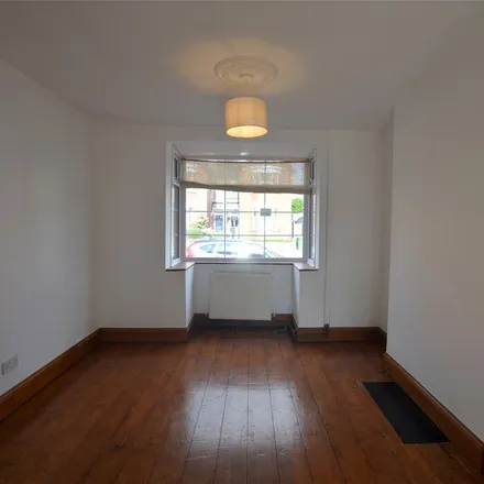 Image 5 - 29 Copt Elm Road, Charlton Kings, GL53 8AG, United Kingdom - Duplex for rent