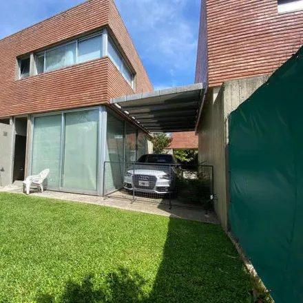 Buy this 2 bed apartment on Calle 16 in Partido de La Plata, 1896 City Bell