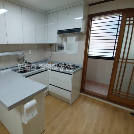 Rent this 3 bed apartment on 서울특별시 강남구 논현동 263-27