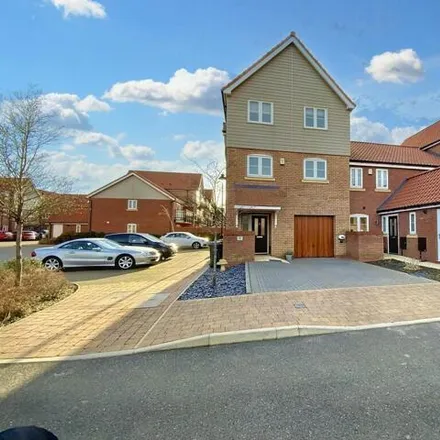 Buy this 4 bed townhouse on Burton Waters in The Quays, LN1 2XG