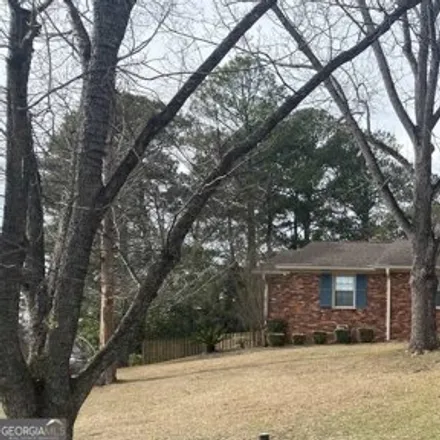 Buy this 3 bed house on 208 Candler Drive in Vineville, Macon