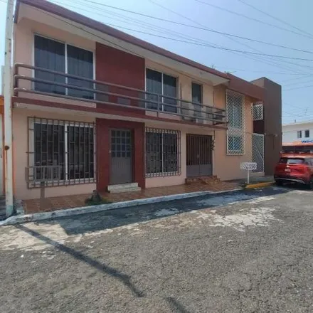Buy this 5 bed house on Calle 4 in Vista Alegre, 94296 Nueva Era