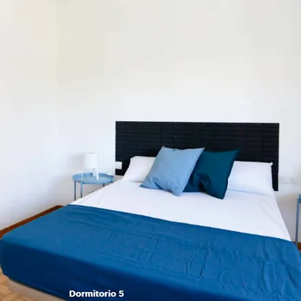 Rent this 1 bed room on Calle del Rosario in 9, 28005 Madrid