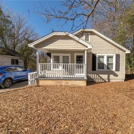 Buy this 5 bed house on 1456 Ware Avenue in Loray Mills, Gastonia